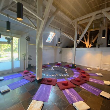 Last-minute yoga retreat september in Noord-Holland bij Elements Yoga
